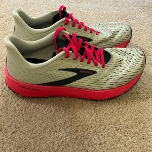 Brooks Hyperion Tempo size 9 running shoes